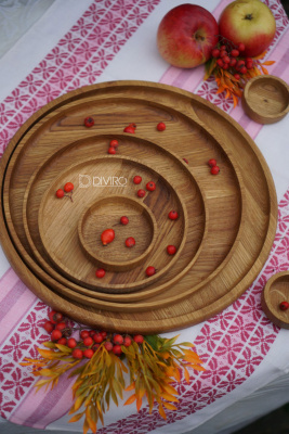 Тарелка из дуба, Ø25 см от мастерской DIVIRO